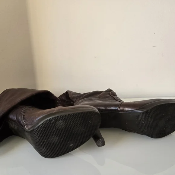 ARNOLD CHURGIN tall brown heeled leather boots. Size 39 (8-8.5) - Picture 15 of 15